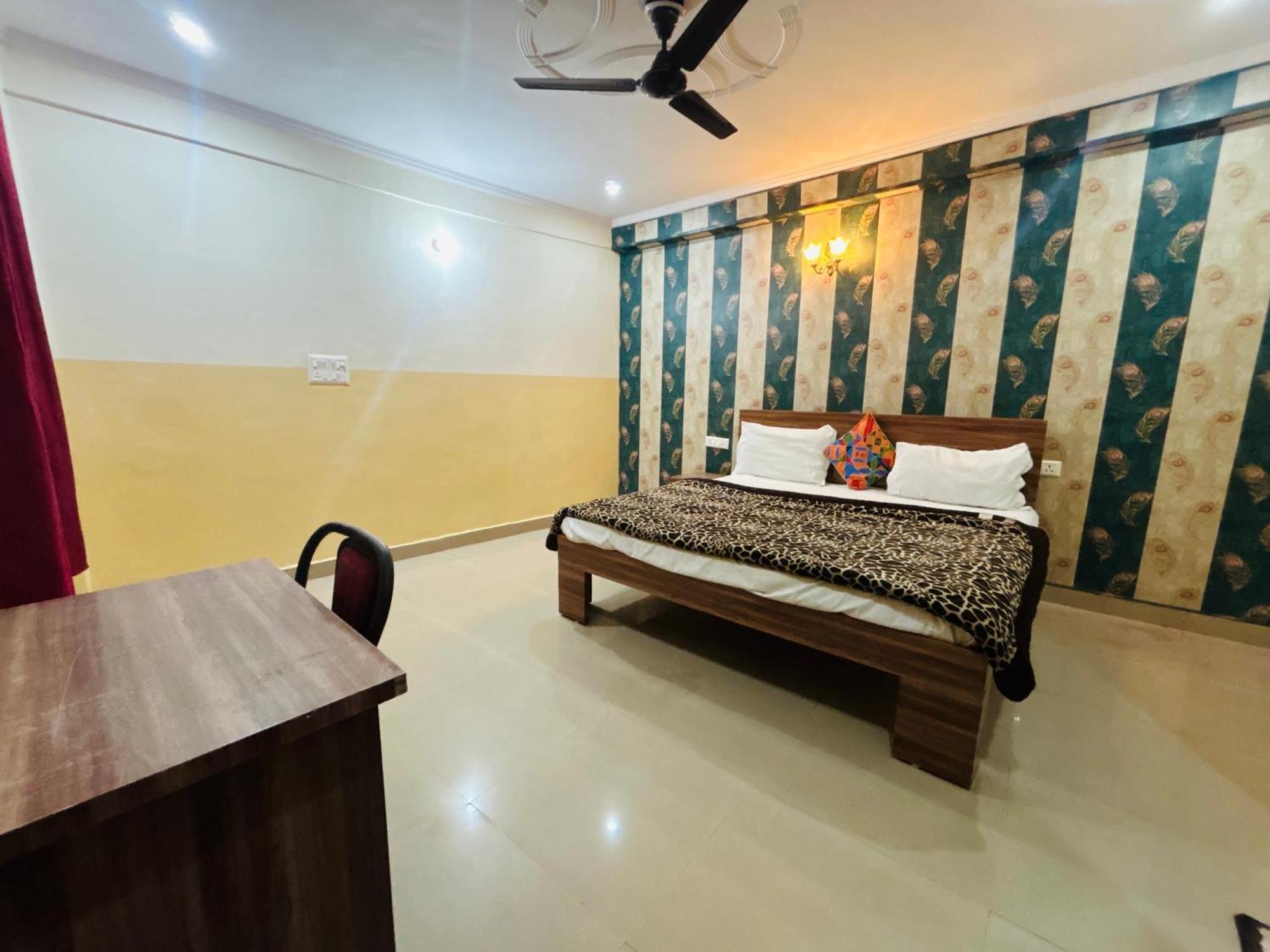 Sainik Guest House 500Mtr From Medanta Hospital 러크나우 외부 사진